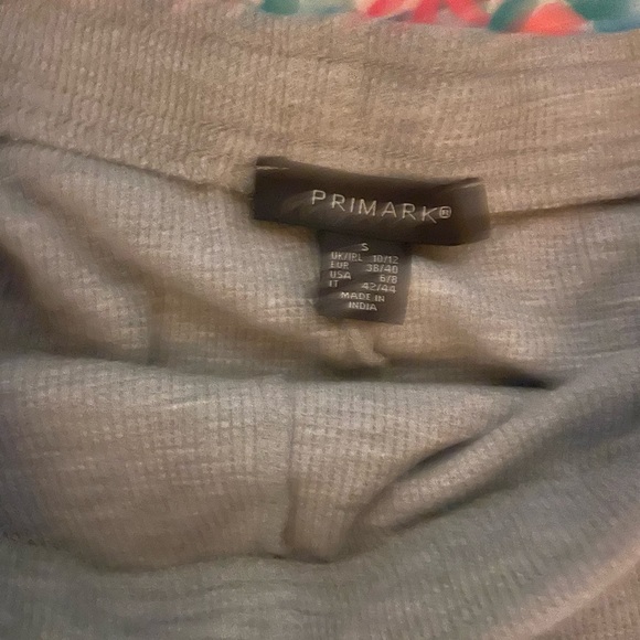 Retro 80's Gym Shorts in Grey Size Small - Picture 5 of 5